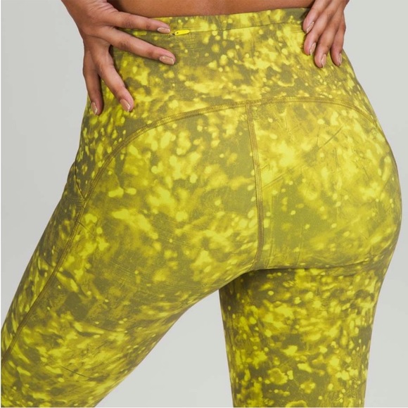 Lululemon Seawheeze Swift Speed High-Rise Tight 28"
Last Sparks Serpentine sz 0 - Picture 3 of 9